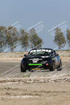 media/May-01-2022-CalClub SCCA (Sun) [[03a481c204]]/Group 1/Qualifying (I5)/